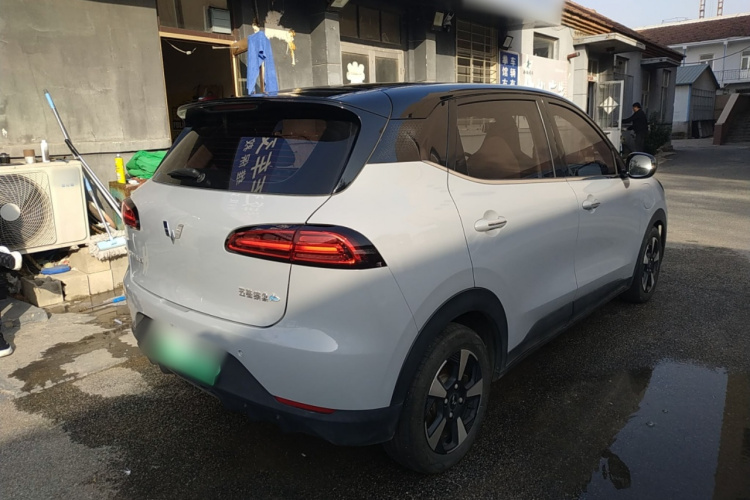 五菱汽车 五菱缤果PLUS 2024款 510km 旗舰版 四座版车身外观7