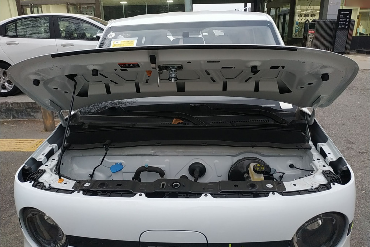 吉利银河 熊猫 2025款 210km 元气熊机舱底盘24