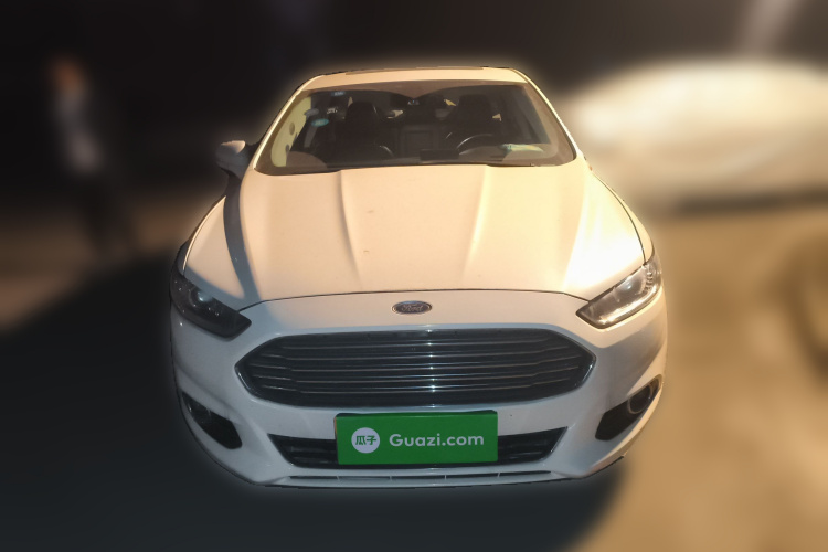 福特 蒙迪欧 2013款 2.0L GTDi200时尚型车身外观2