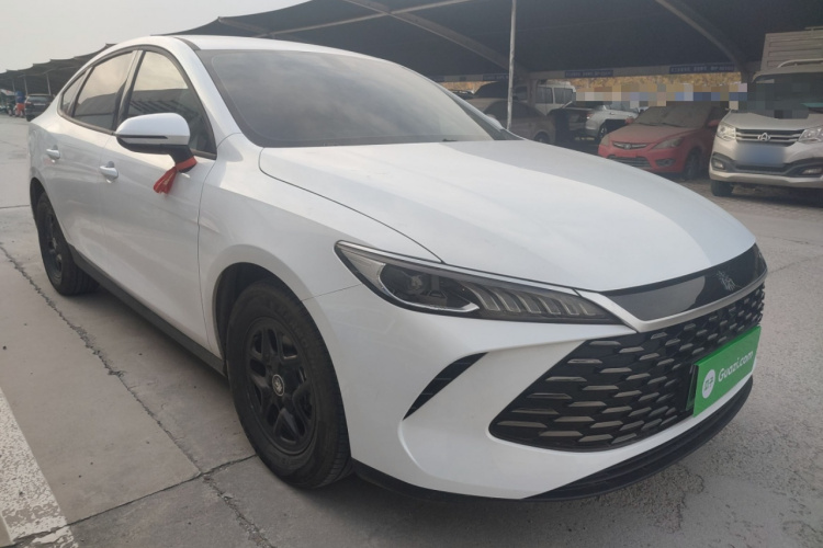 比亚迪 秦PLUS 2025款 DM-i 智驾版 55KM领先型车身外观3