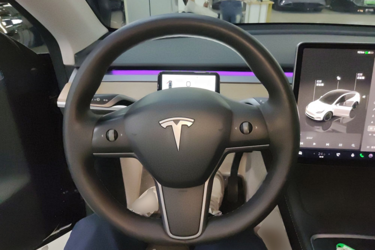 特斯拉 Model Y 2022款 后轮驱动版局部细节13