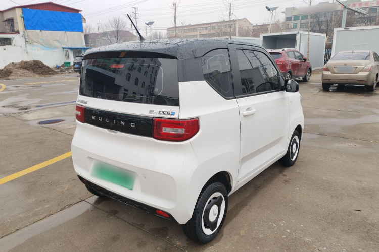 五菱汽车 宏光MINIEV 2022款 轻松款 磷酸铁锂车身外观6005