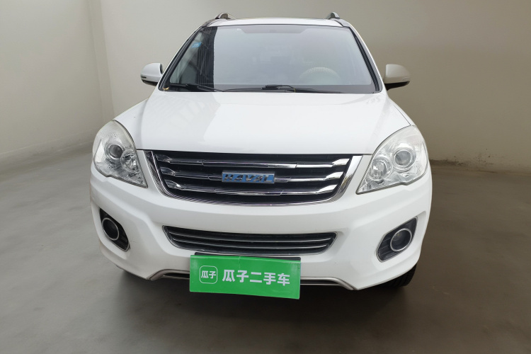 哈弗H6 2015款 升级版 1.5T 手动两驱精英型车身外观2