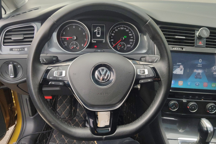 大众 高尔夫 2018款 1.6L 自动舒适型局部细节13