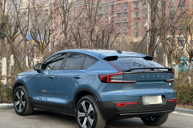 沃尔沃C40 2022款 长续航版 PRO车身外观6002