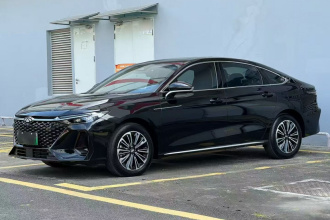 奇瑞 风云A8 2024款 127 驭风版