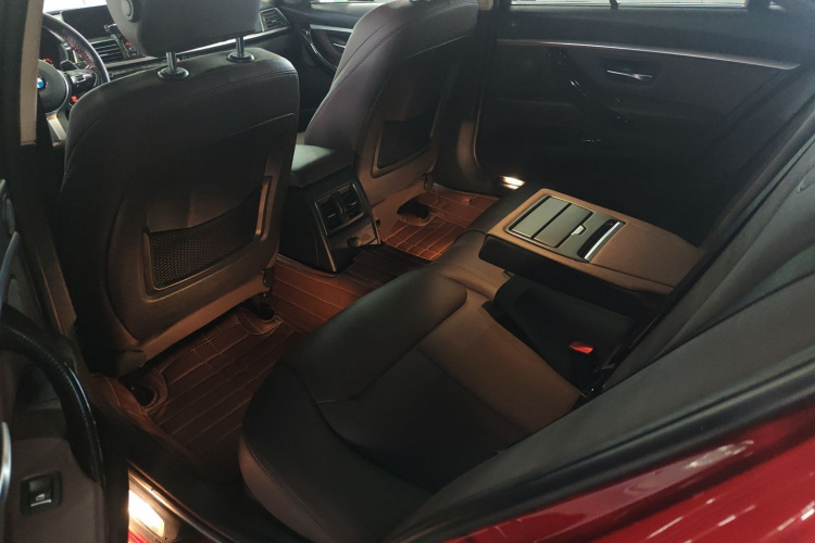 宝马3系 2018款 320Li M运动曜夜版中控内饰21