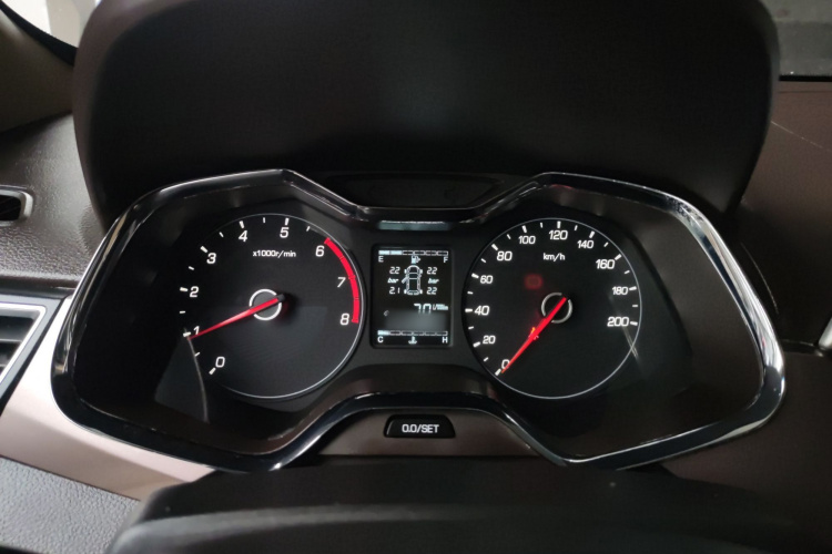 宝骏310W 2017款 1.5L 手动时尚型 国V局部细节14