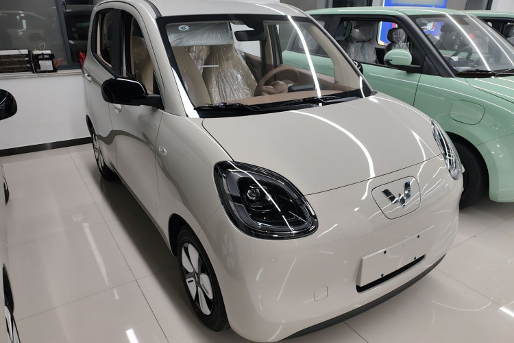 五菱汽车 宏光MINIEV 2025款 四门版 进阶款车身外观3