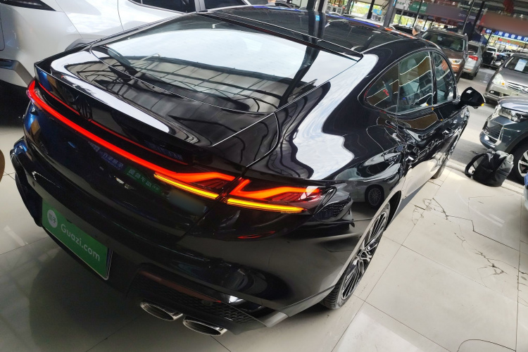 名爵 MG7 2023款 1.5T DCT至美优雅版车身外观6005