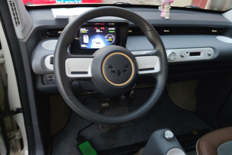 五菱汽车 宏光MINIEV 2022款 GAMEBOY 200km 玩乐款 磷酸铁锂中控内饰13