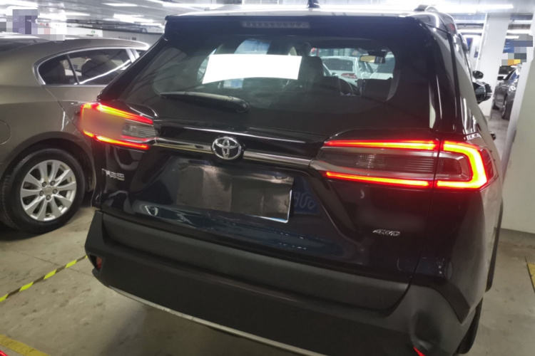 丰田 威兰达 2020款 2.0L CVT四驱豪华版车身外观6004