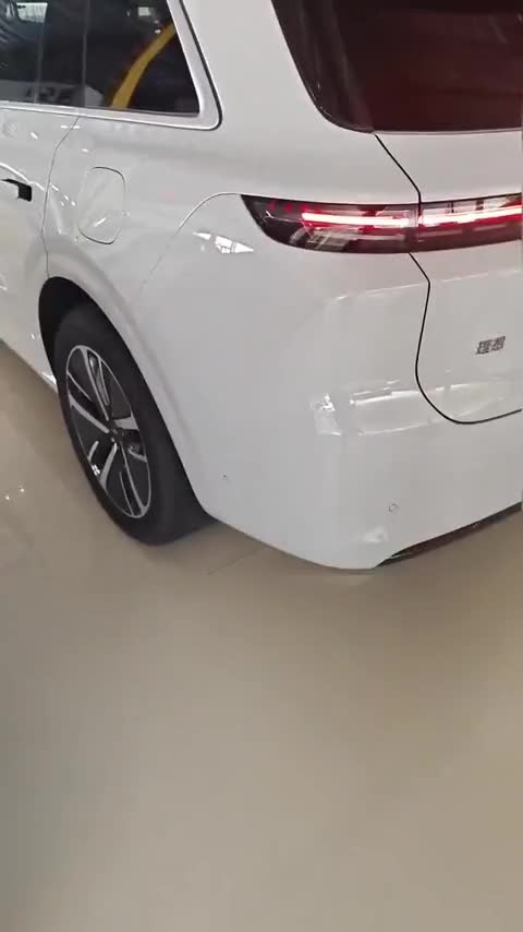 理想汽车 理想L6 2024款 Max讲解2