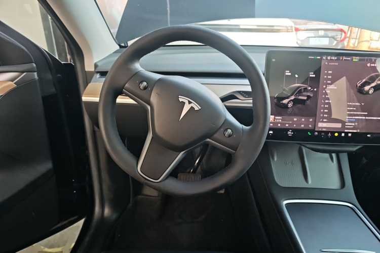 特斯拉 Model Y 2022款 改款 后轮驱动版局部细节13