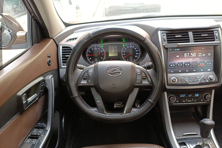 陆风X5 2016款 Plus 1.5T CVT创领版局部细节13