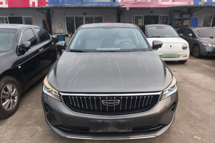 吉利汽车 帝豪 2023款 第4代冠军版 1.5L CVT旗舰型车身外观2