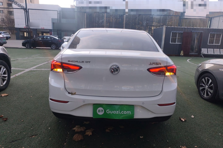 别克 英朗 2021款 改款 1.3T 自动轻混动精英型车身外观6