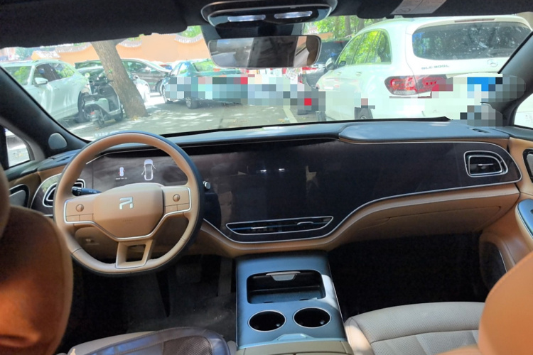 飞凡汽车 飞凡F7 2023款 进阶版中控内饰7002