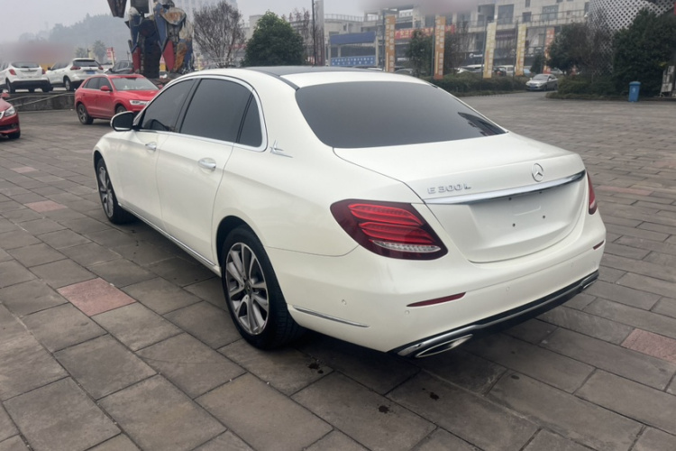 奔驰E级 2019款 E 300 L 时尚型车身外观6002