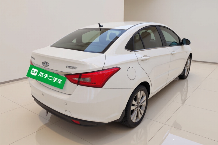 奇瑞 艾瑞泽5 2016款 1.5L 手动领潮版车身外观7