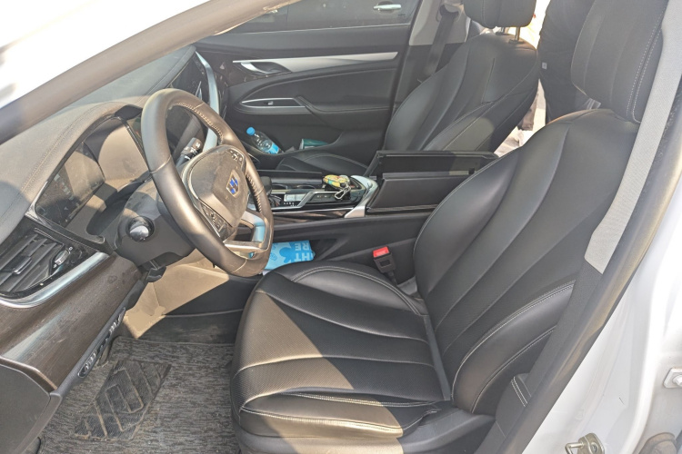 吉利汽车 博瑞 2018款 1.5T MHEV 耀享版中控内饰19