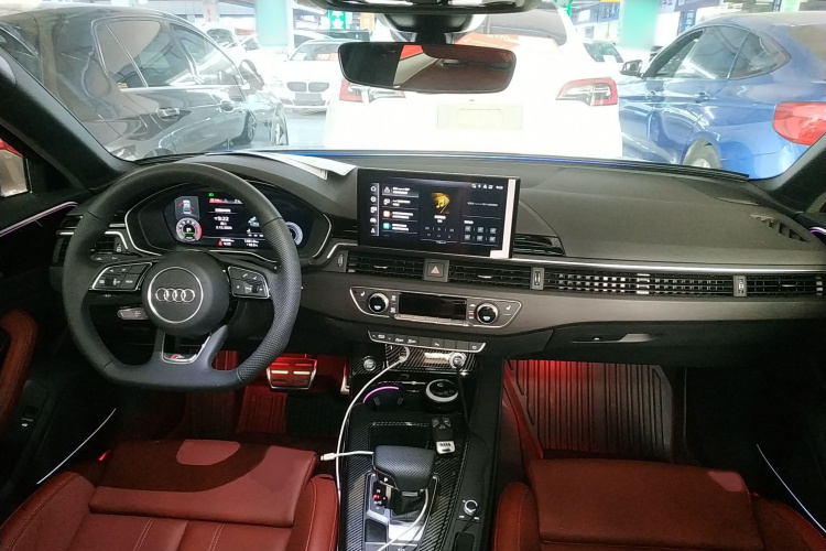 奥迪A4L 2024款 40 TFSI 豪华动感型(星夜版)中控内饰7002
