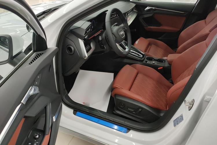 奥迪A3 2025款 Sportback 35TFSI 飞驰尊享型中控内饰20