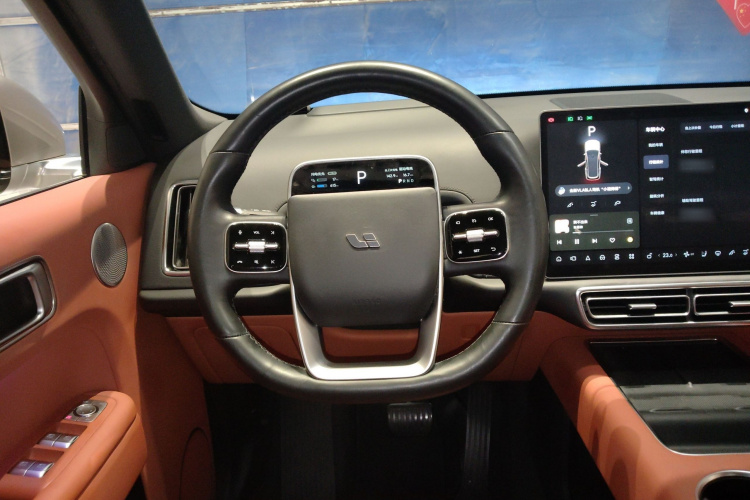 理想汽车 理想L9 2022款 Max局部细节13