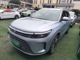 鸿蒙智行 问界M7 2024款 1.5T 后驱Plus版 6座