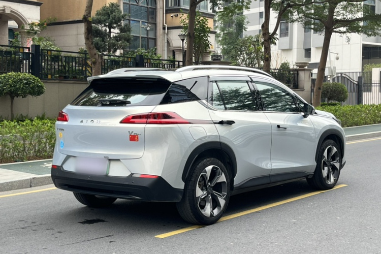 埃安 AION V 2022款 Plus 80 领袖版 三元锂车身外观6006