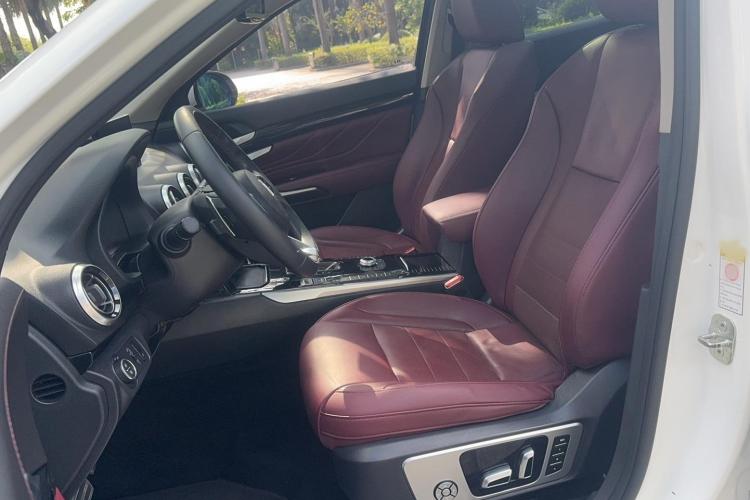 魏牌 VV7 2017款 2.0T 旗舰型中控内饰19