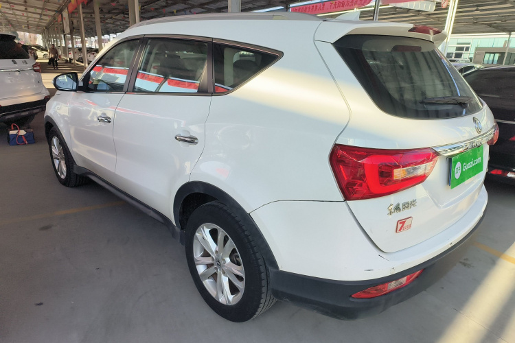 东风风光 风光580 2016款 1.8L 手动舒适型车身外观4