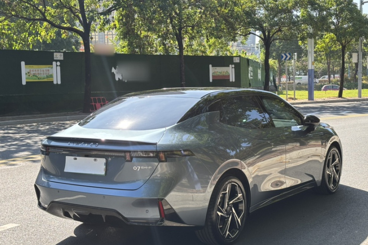 领克07 2024款 EM-P 126长续航 Ultra车身外观6001