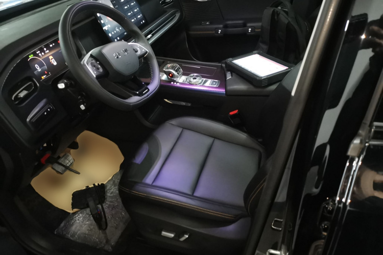 北京越野 北京BJ30 2024款 1.5T 轻野Pro版中控内饰19