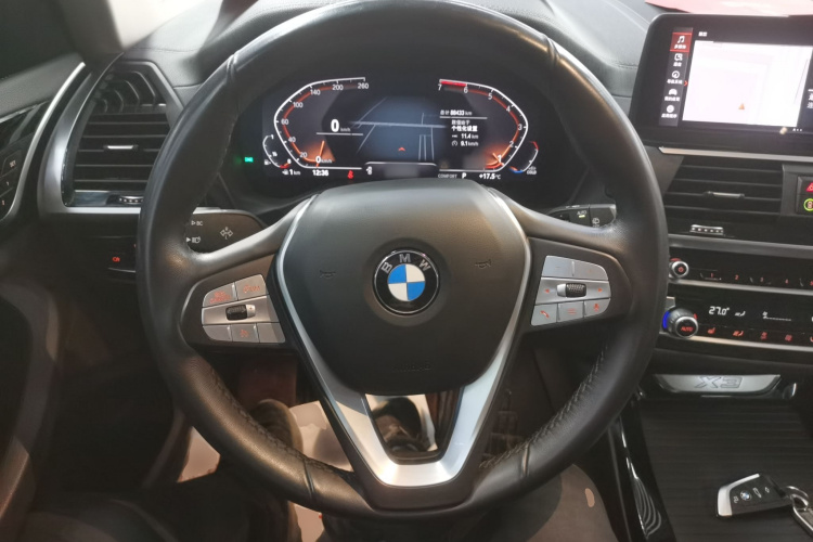 宝马X3 2021款 xDrive25i 豪华套装中控内饰13