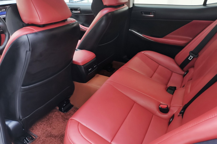 雷克萨斯IS 2017款 300 锋尚版中控内饰7002