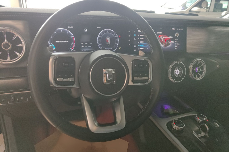 坦克300 2021款 越野版 2.0T 征服者局部细节13