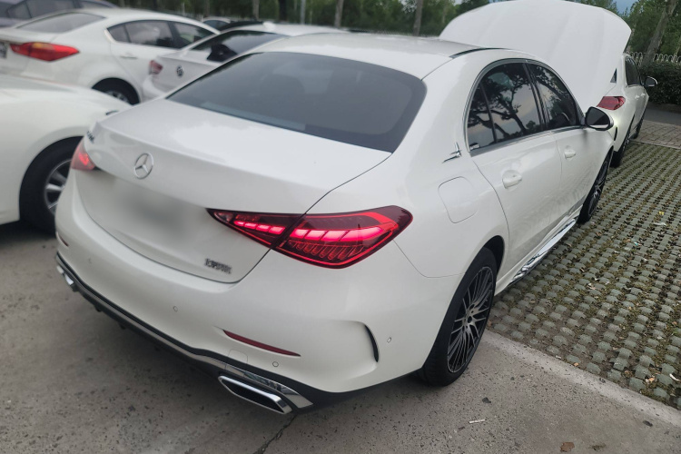 奔驰C级 2023款 C 200 L 运动版车身外观6005