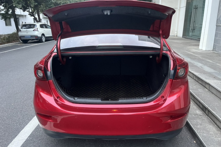 马自达3 昂克赛拉 2016款 三厢 1.5L 自动豪华型车身外观6004