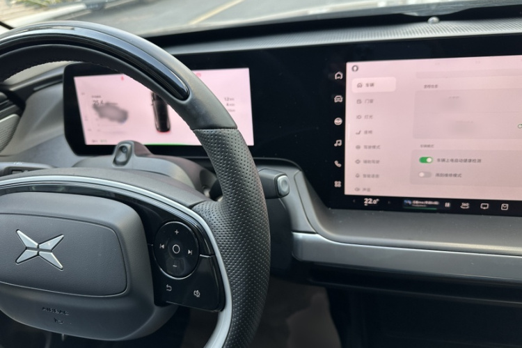 小鹏P7 2022款 480N+局部细节18