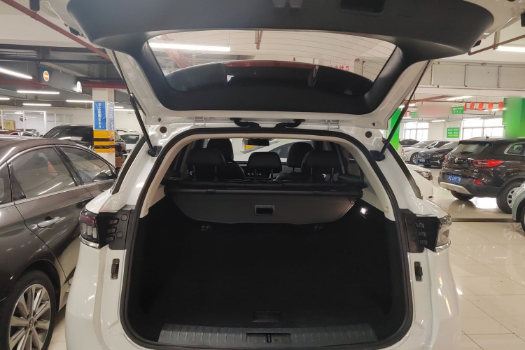 北京汽车 北京X7 2020款 1.5TD DCT致尚版机舱底盘23