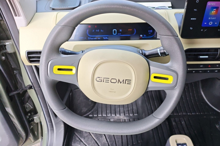 吉利银河 2024款 200km 熊猫骑士局部细节13