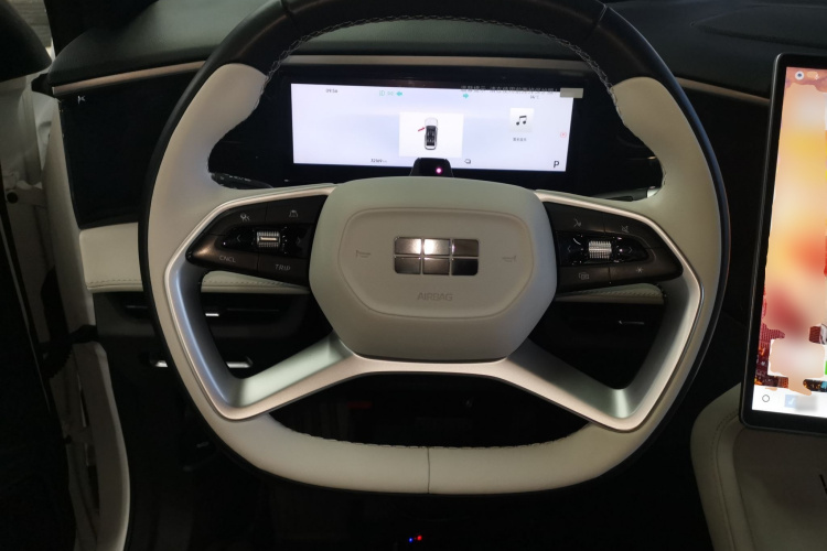 吉利银河 银河L7 2024款 1.5T 115km 星舰 龙腾版中控内饰13