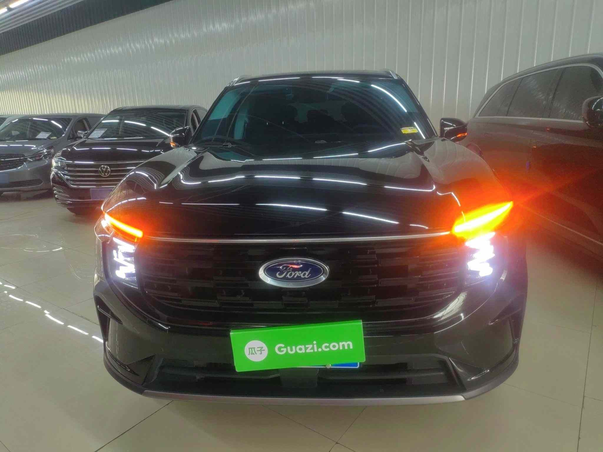 福特 2025款 锐界L 2.0T EcoBoost 两驱七座时尚型(1)