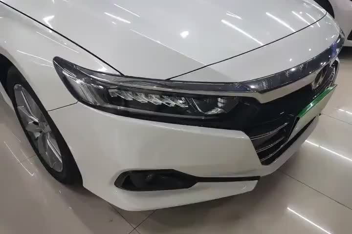 本田 雅阁 2022款 260TURBO 豪华版实拍1