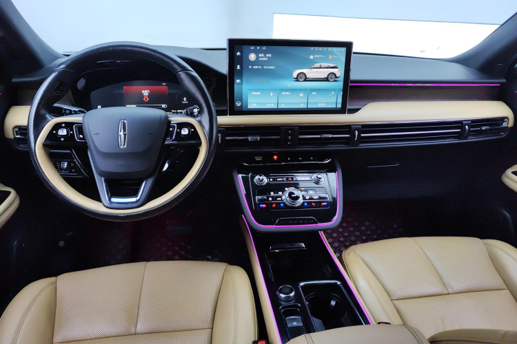 林肯 冒险家 2022款 2.0T 两驱尊雅版中控内饰12