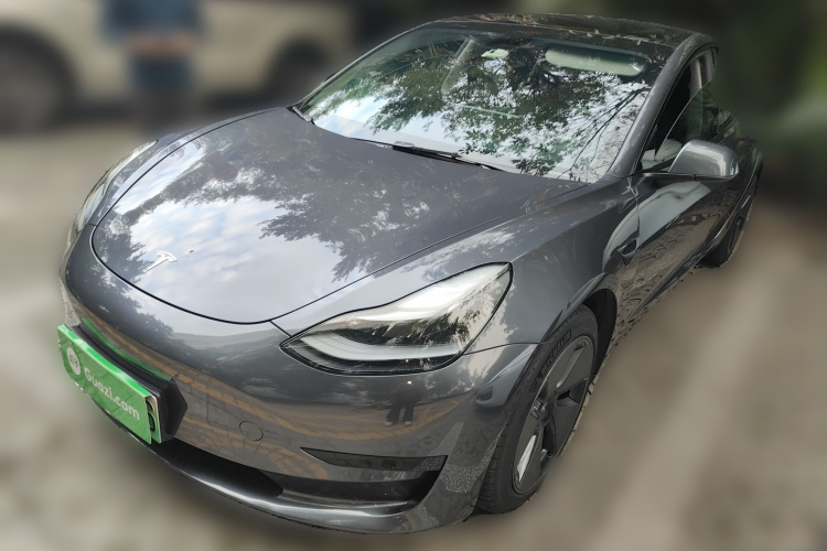 特斯拉 Model 3 2021款 标准续航后驱升级版车身外观1