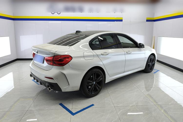 宝马1系 2020款 125i 领先型M运动套装车身外观7