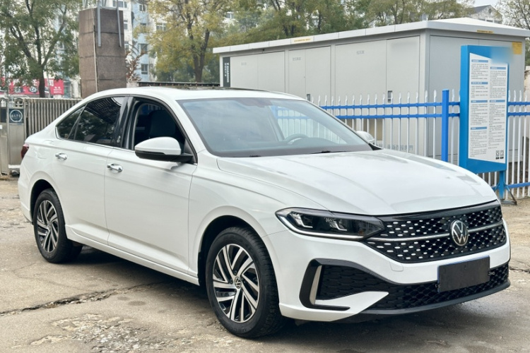 大众 朗逸 2023款 1.5L 自动星空五百万版车身外观6007