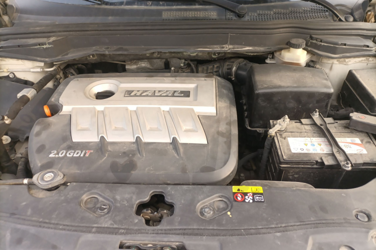 哈弗H6 Coupe 2015款 蓝标 2.0T 自动两驱精英型机舱底盘24